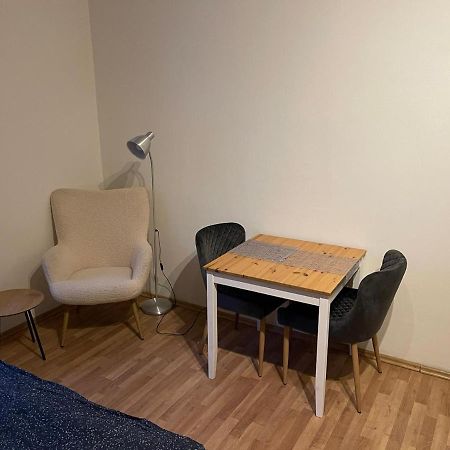 Sunlit Apartment Close To City Center Praga Exterior foto